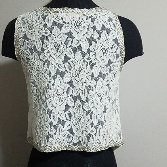 Jennifer Lopez Cream Floral Lace Tank Top (XS) - Picture 2 of 4